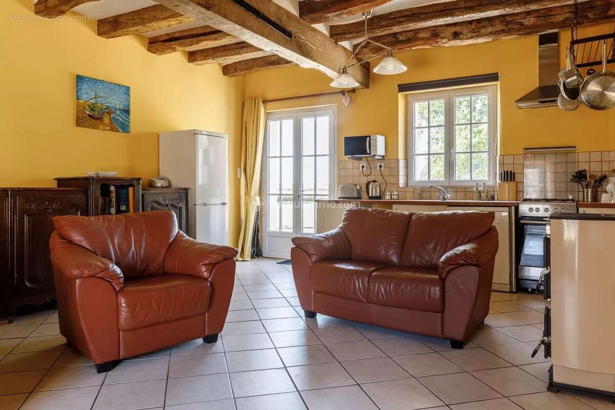 Maison plus 4 gîtes à La Chartre sur le Loir - photo 13