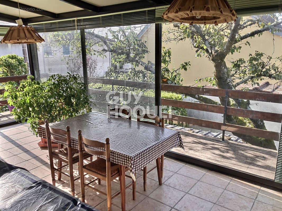 Maison à SAINT-BONNET-DE-MURE