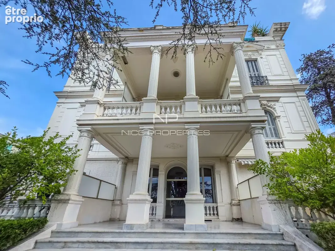 Majestueux 6 pièces  vue mer de 288 m² habitables dans une Hôtel Particulier du Mont Boron - photo 36