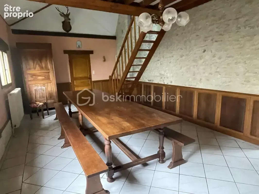 Maison de caractère – 177 m² – 7 pièces – Proche Omaha Beach & Bayeux - photo 4