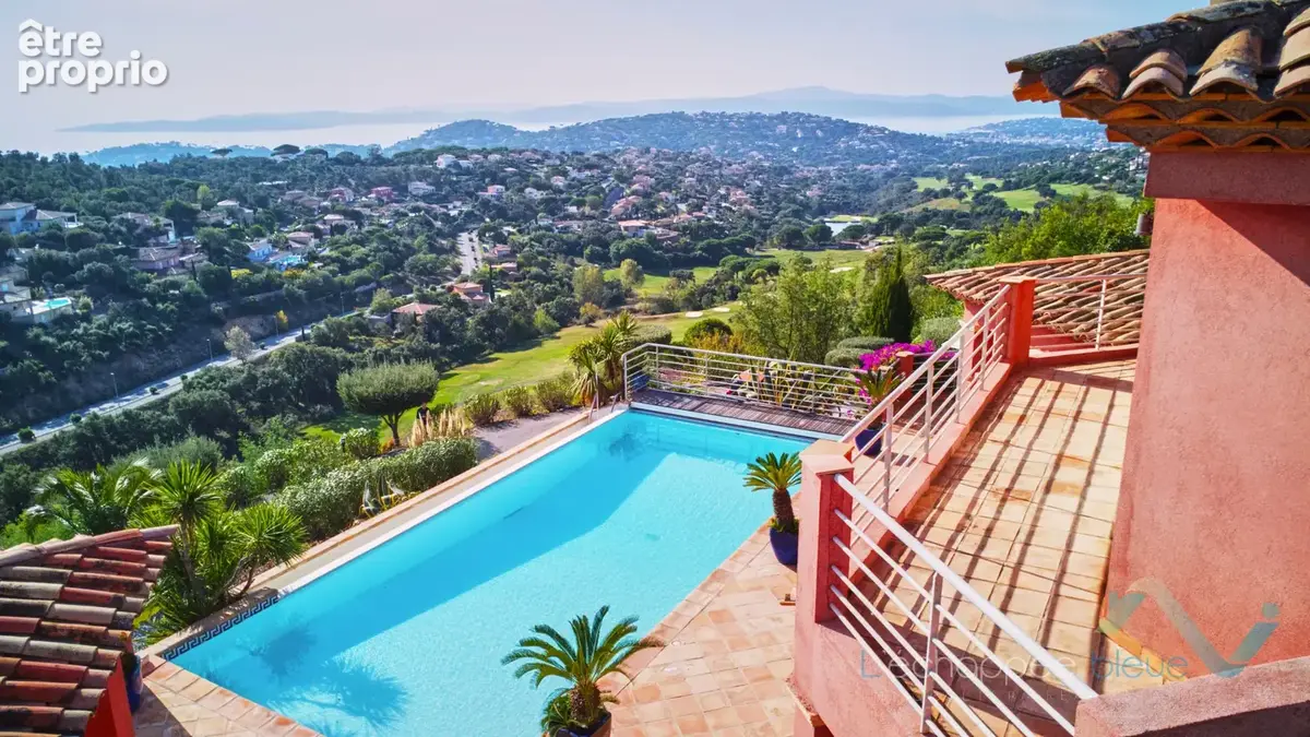 Vente Villa 7 pièces avec magnifique vue mer panoramique à Sainte Maxime - photo 5
