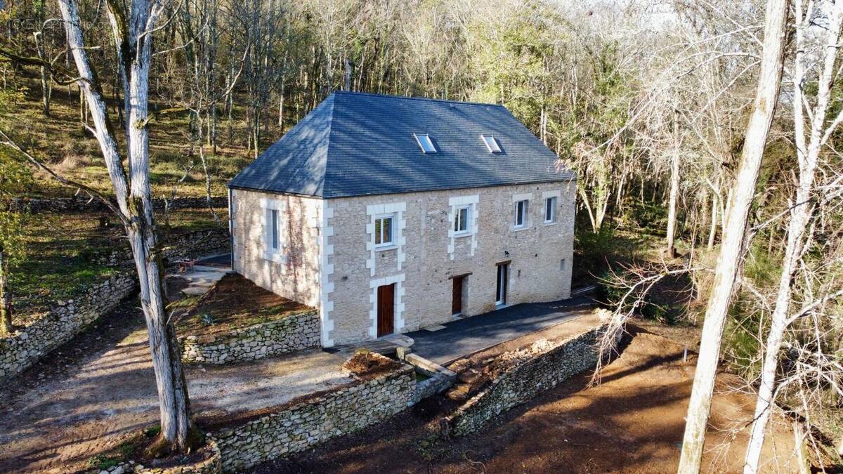 Maison à LE BUISSON-DE-CADOUIN