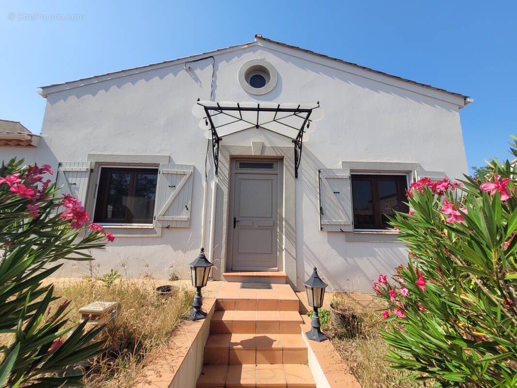 Maison à SAINT-CHINIAN