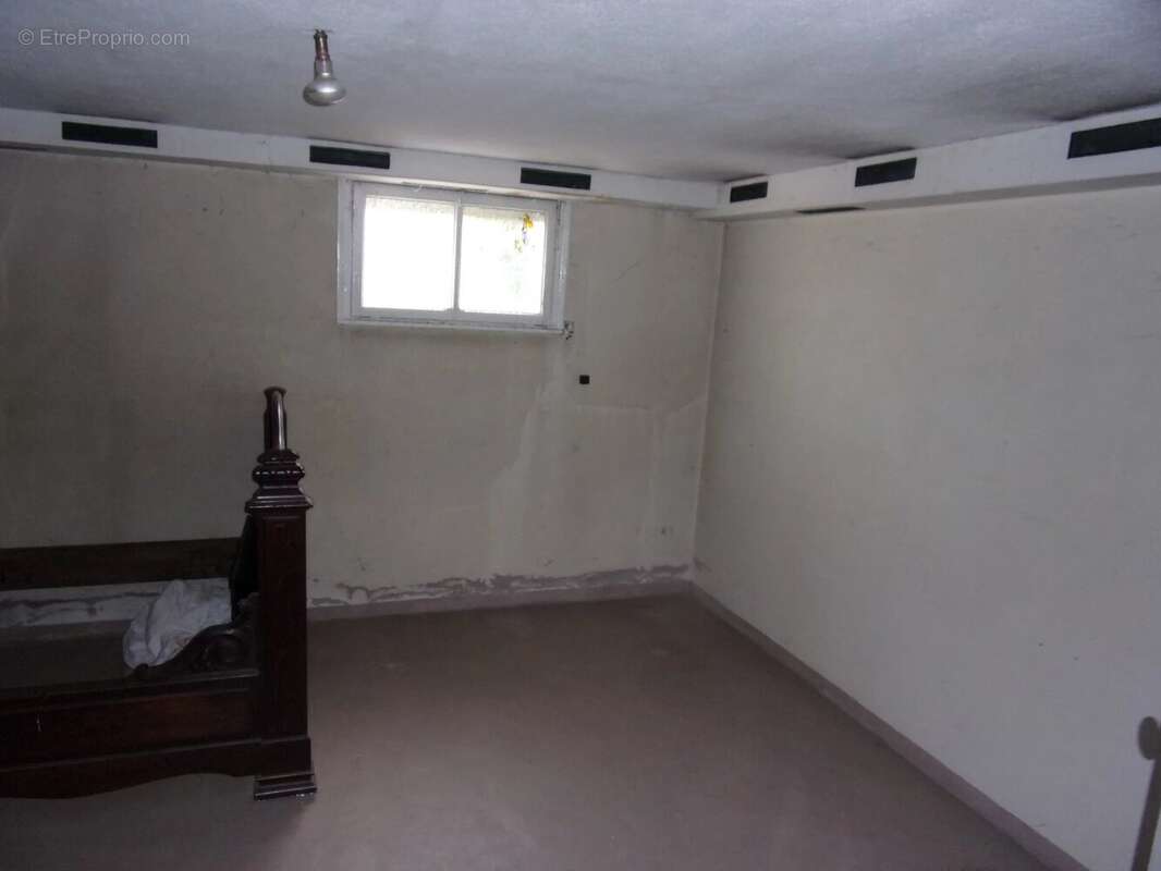 Yzeure, sur 415 m² Maison sur sous-sol - photo 10