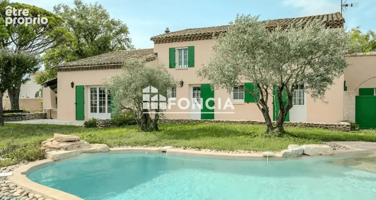Entraigues sur la Sorgue maison 220 m² avec Piscine 2800 m² de terrain - photo 4