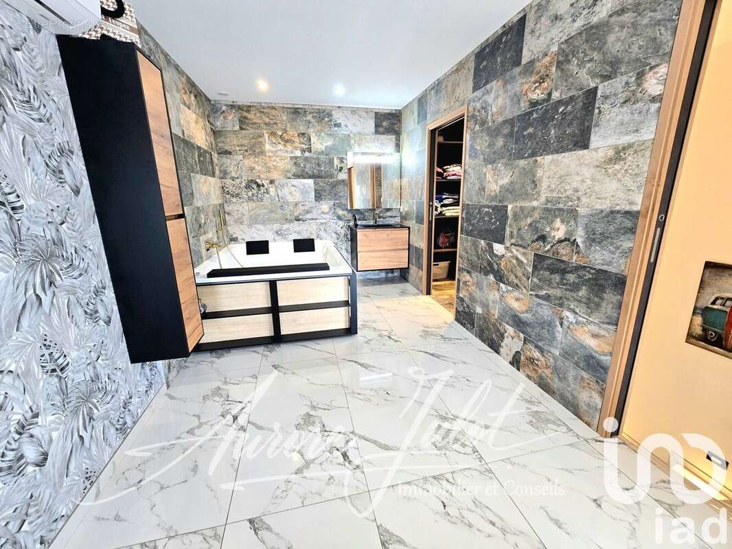 Photo 3 - Maison à LES ABRETS