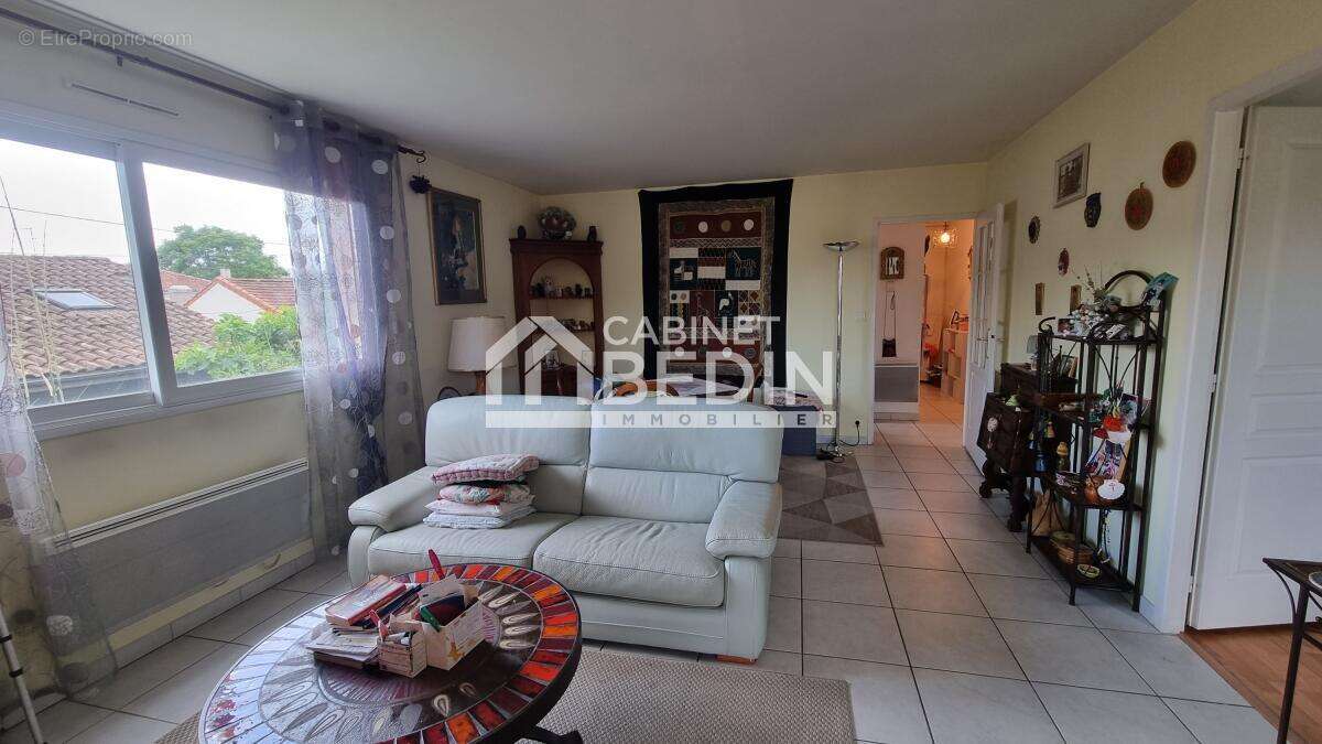 Appartement à LE BOUSCAT