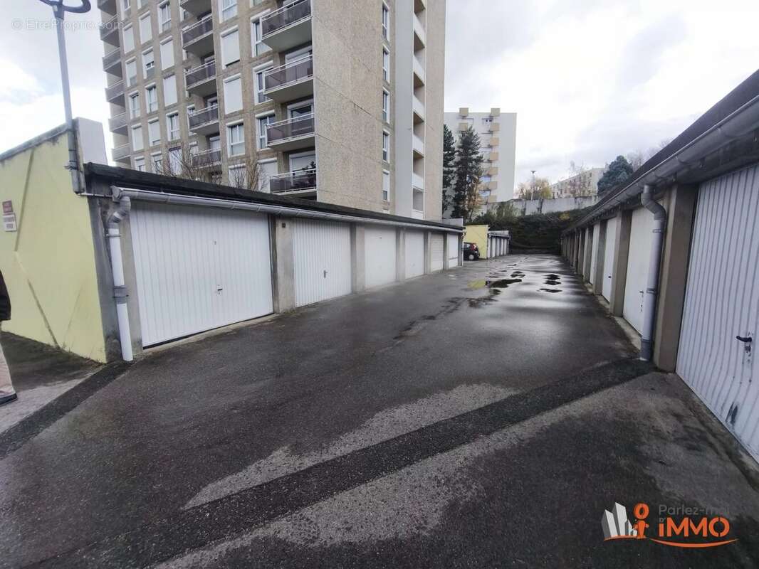 Appartement à SAINT-ETIENNE