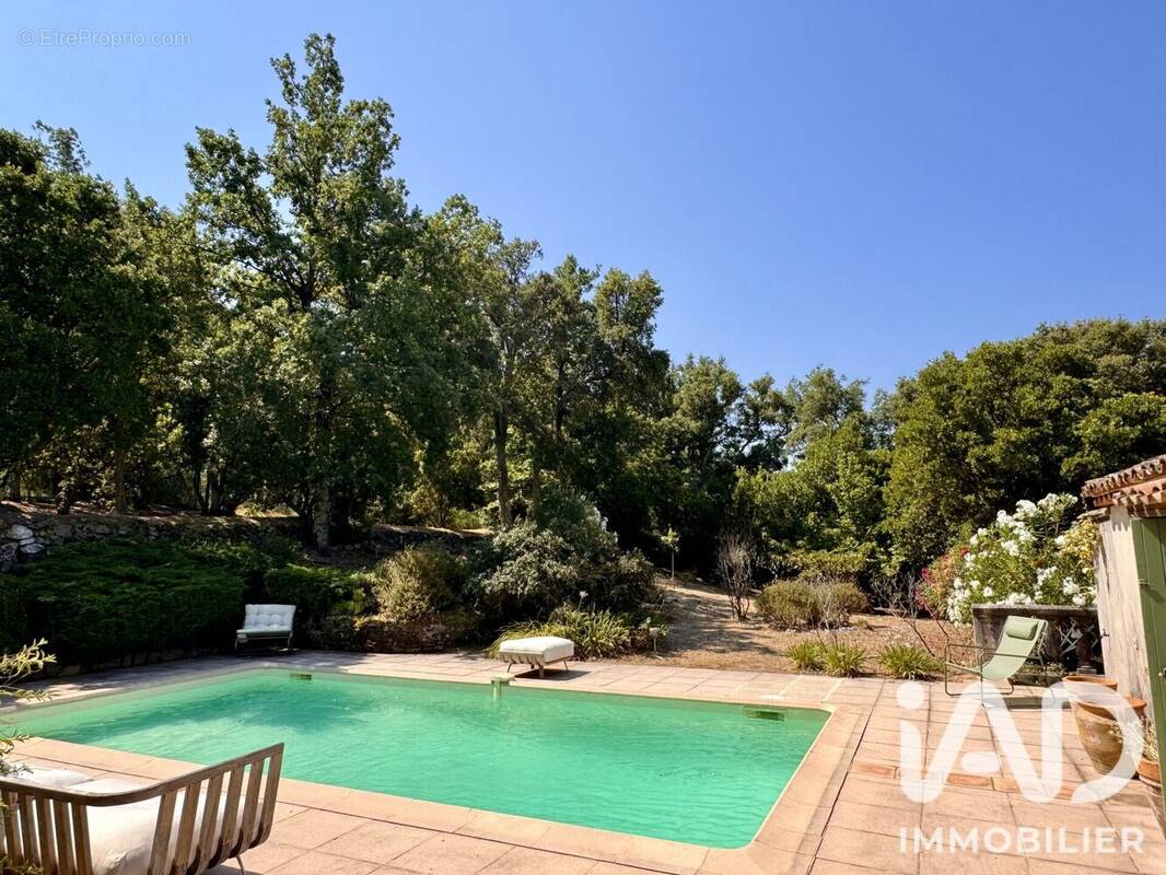 Photo 1 - Maison à LA GARDE-FREINET