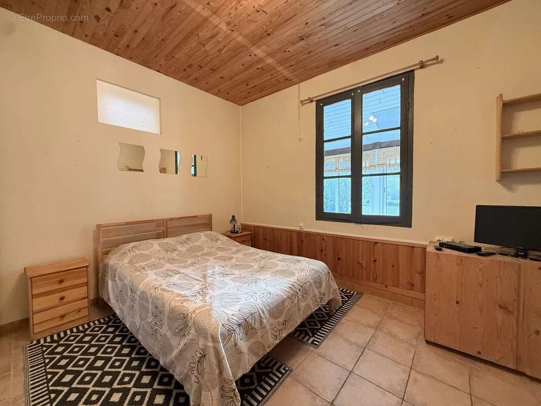 Maison à NANTEUIL-EN-VALLEE