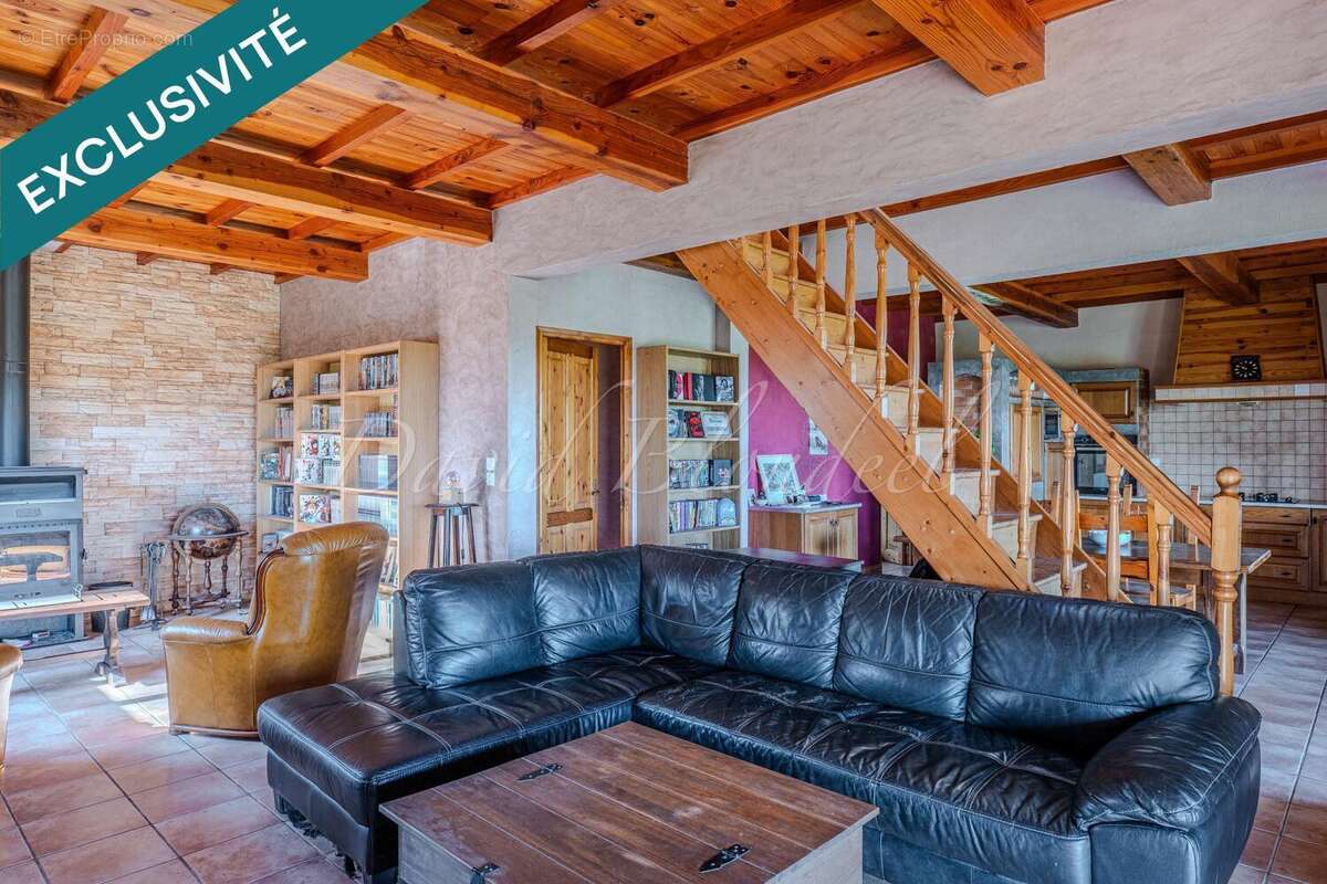 Photo 2 - Maison à LABESSIERE-CANDEIL