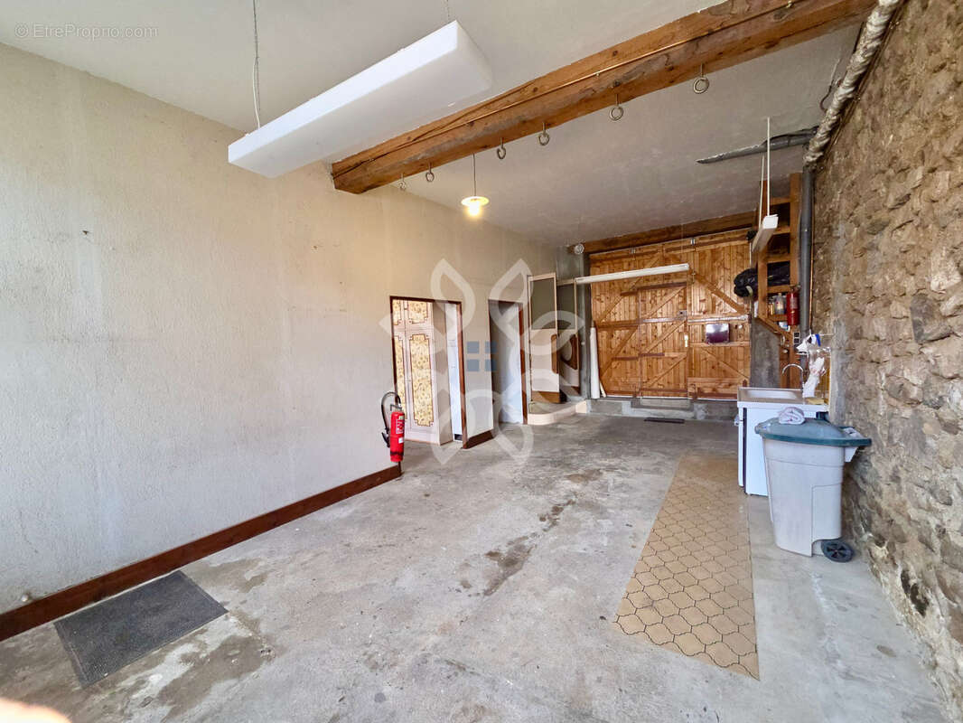 Maison à PAULHAGUET