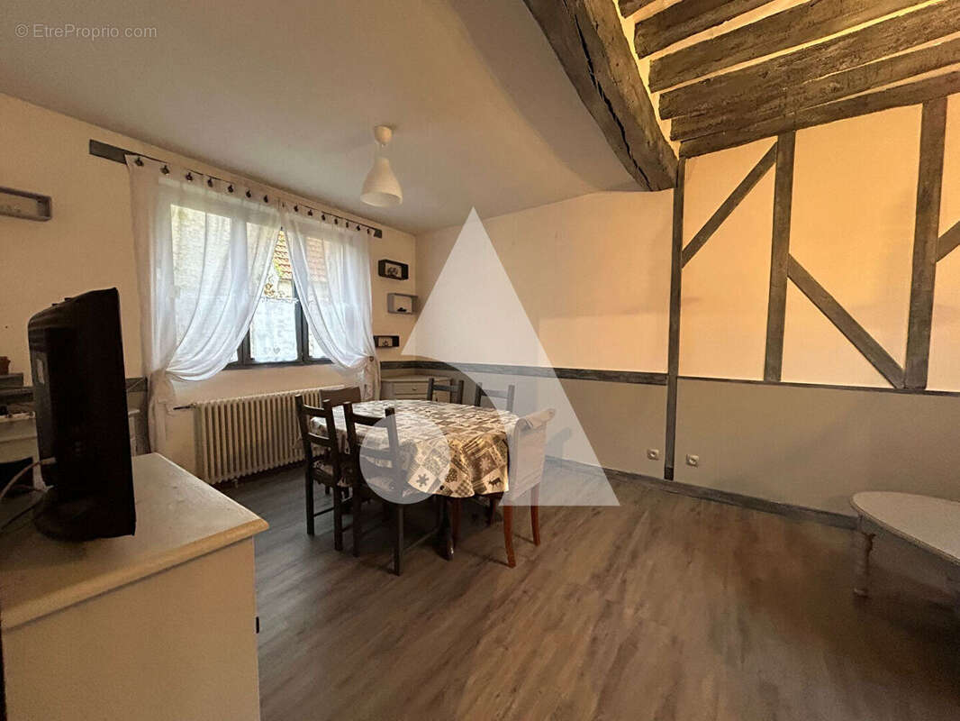 Maison à NANTEUIL-LES-MEAUX