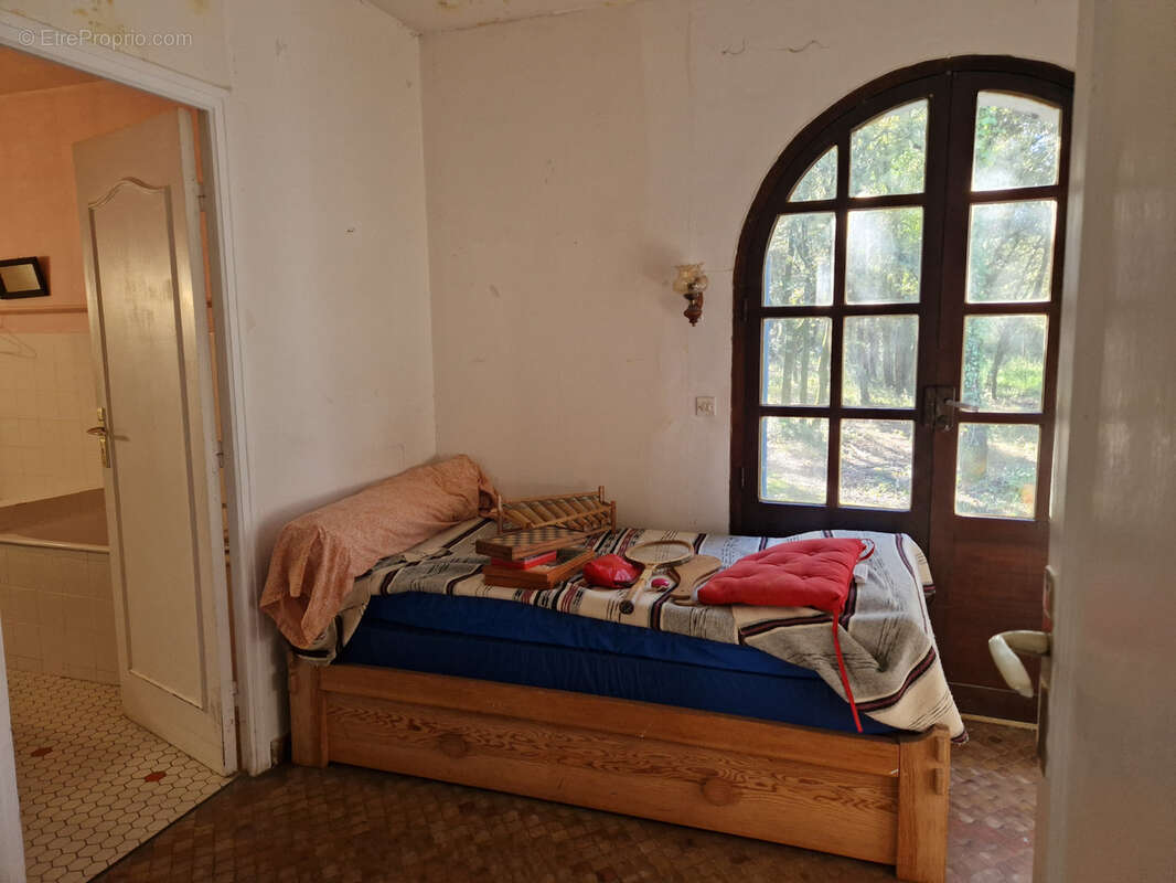 Maison à SALINELLES