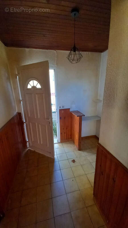 Maison à COLOMBIERES-SUR-ORB