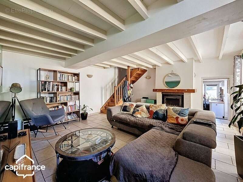 Maison à SAINT-JEAN-DE-THOUARS