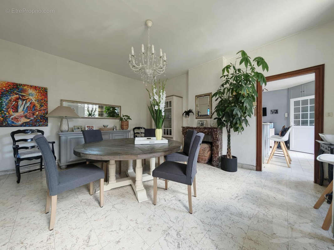 Maison individuelle, 3 chambres, cour, garage - photo 3