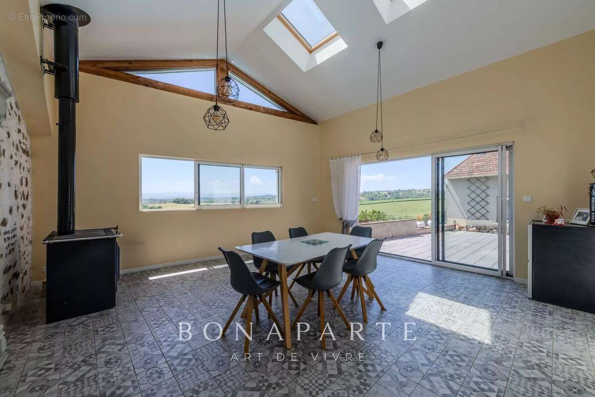 Propriété de caractère avec piscine, gîtes et dépendances - photo 6