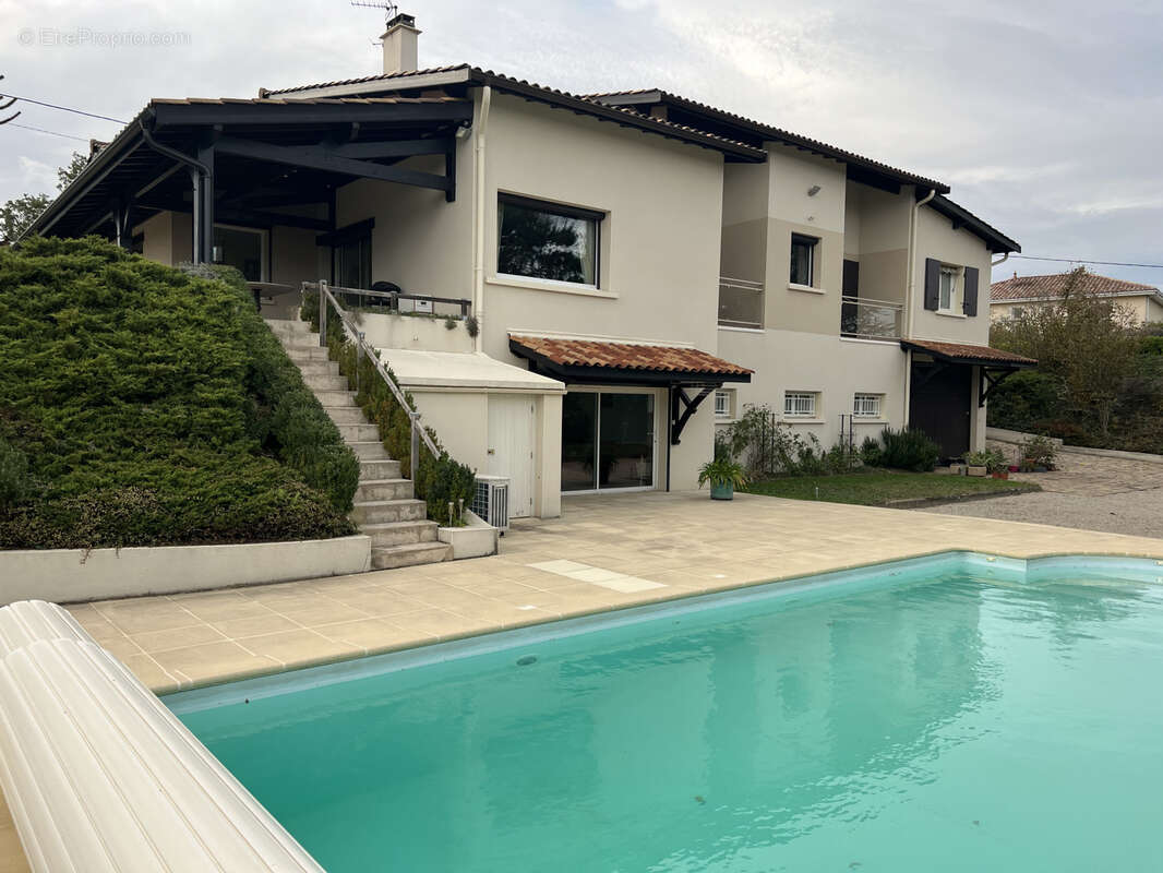 Maison à SEYSSUEL