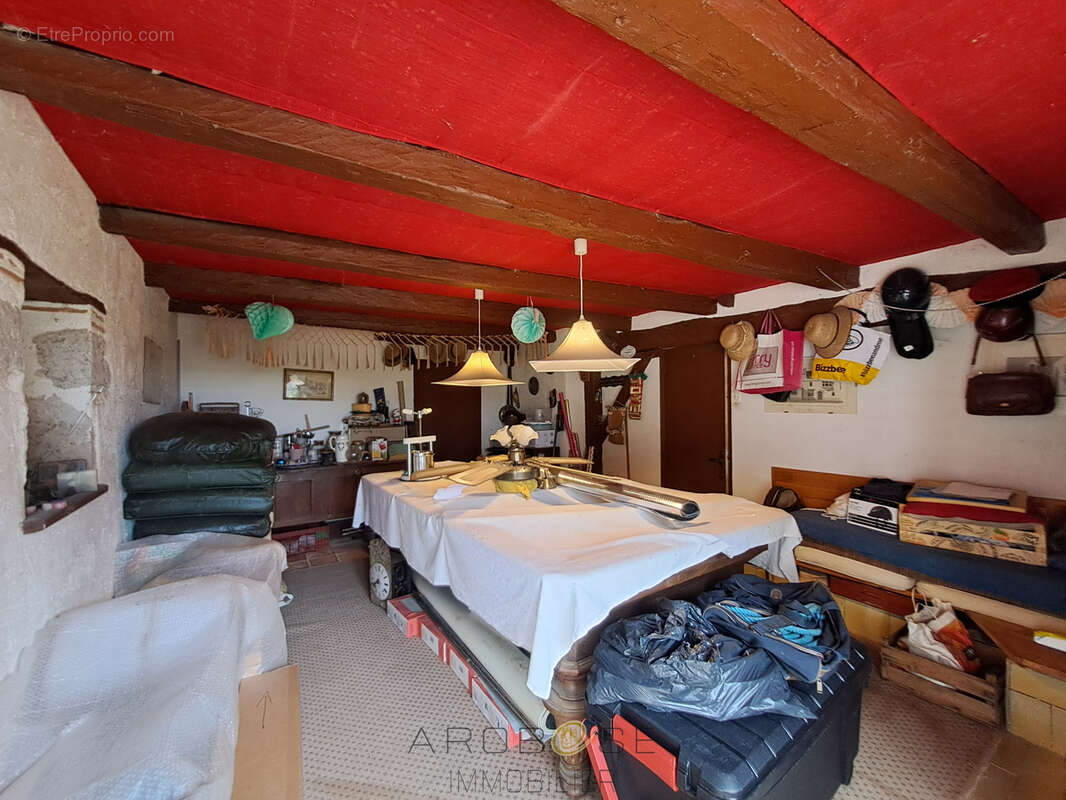 Maison familiale en pierre avec vue panoramique, verger et dépendances. - photo 35