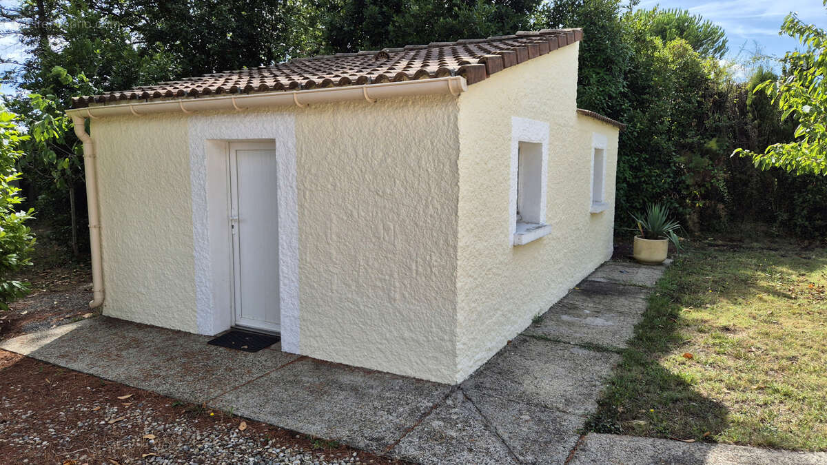 Maison à SAINT-PRIVAT-DES-VIEUX