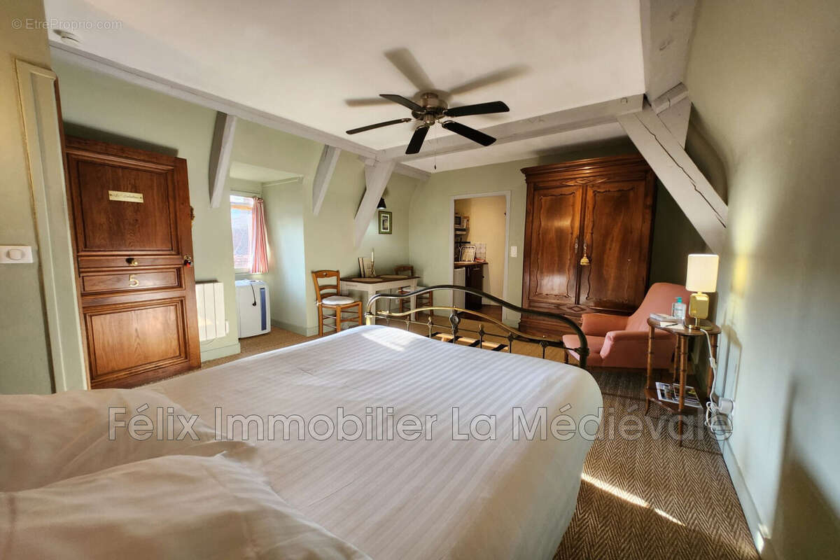 Appartement à SARLAT-LA-CANEDA