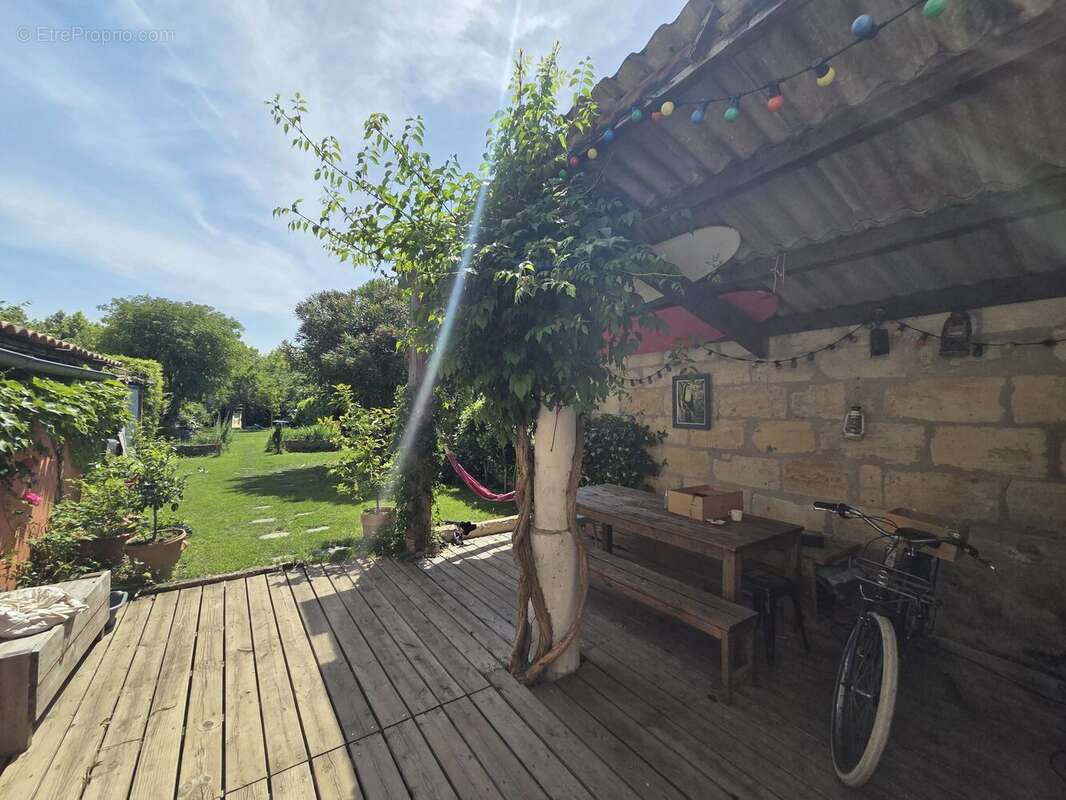 Maison à VAYRES