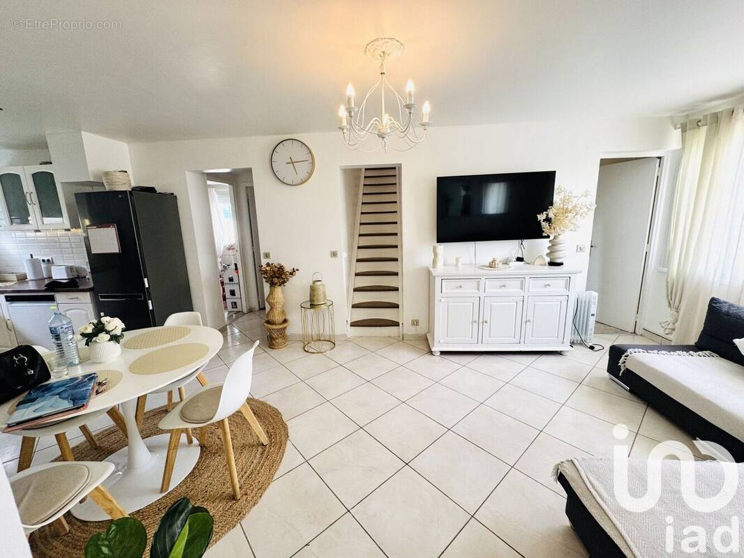 Photo 1 - Maison à SAINT-GERMAIN-LAVAL