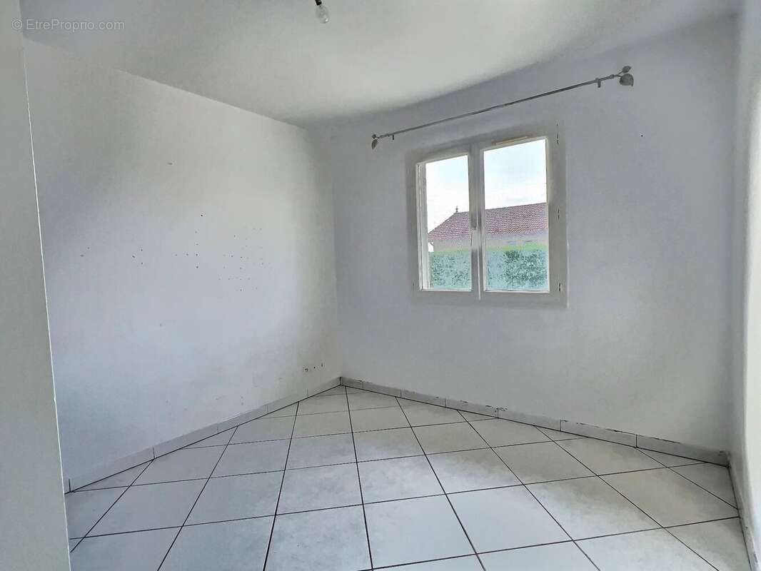 Maison à SAINT-SAUVEUR