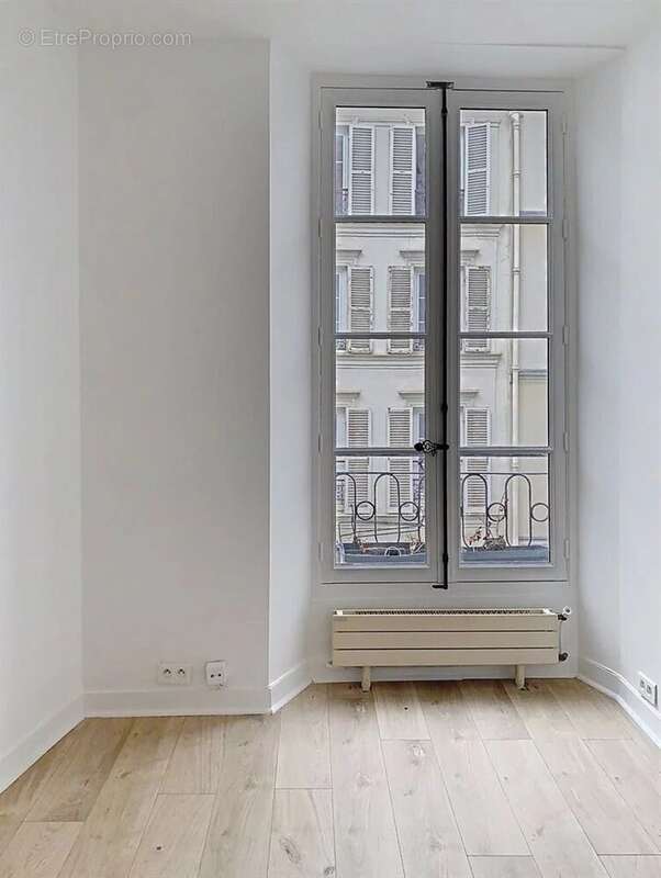 Appartement à PARIS-3E