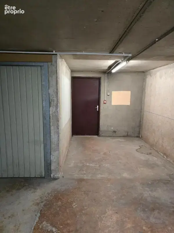 Garage - FREJUS proche centre ville - photo 2