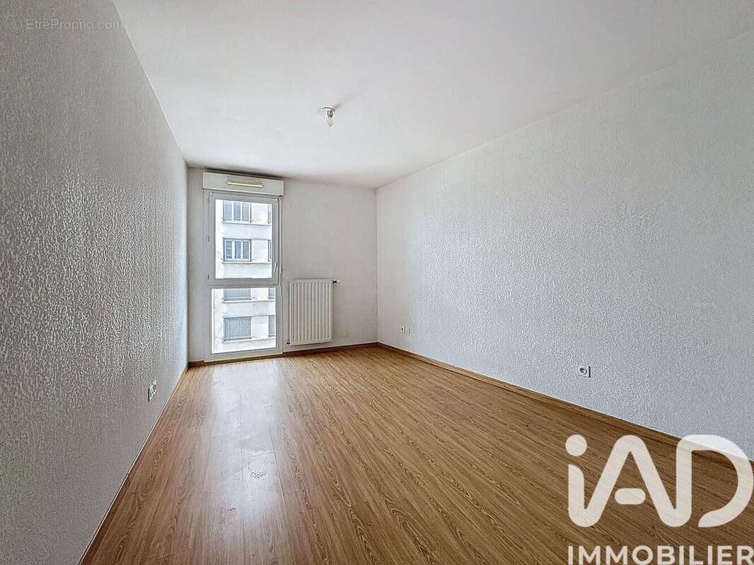 Photo 8 - Appartement à LYON-8E