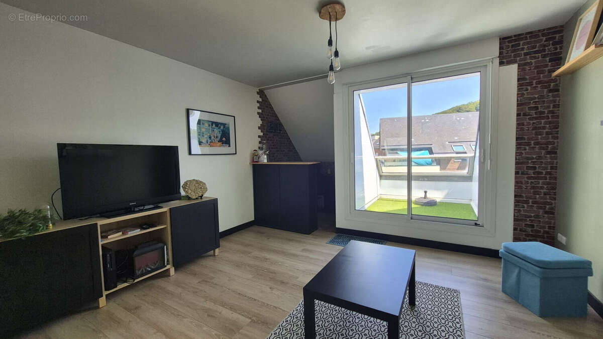 MONTIVILLIERS - Appartement 66 m² - 2 chambres - Dernier étage - Ascenseur - Loggia - photo 2