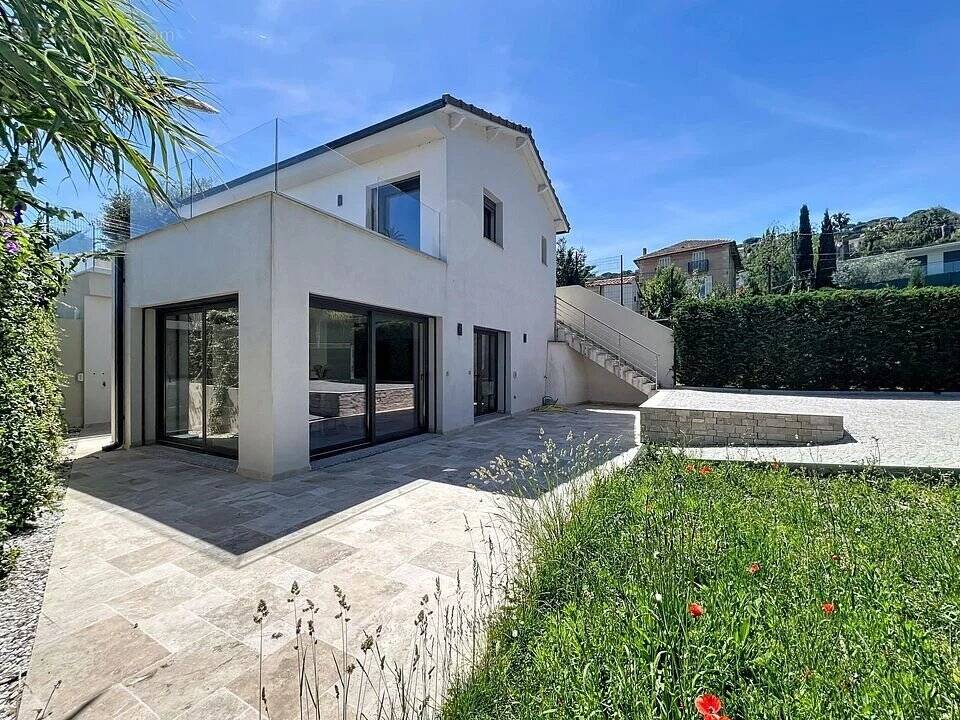 Maison à VALLAURIS