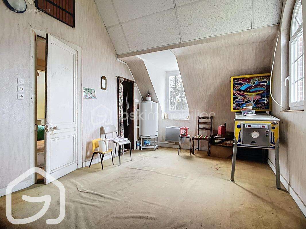 Maison à SAINT-ETIENNE-DU-ROUVRAY