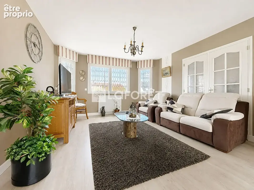 Pavillon familial 102,5 m²  - 4 Chambres - Brêmes - photo 4