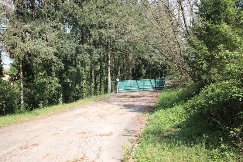 Commerce à LA CLAYETTE