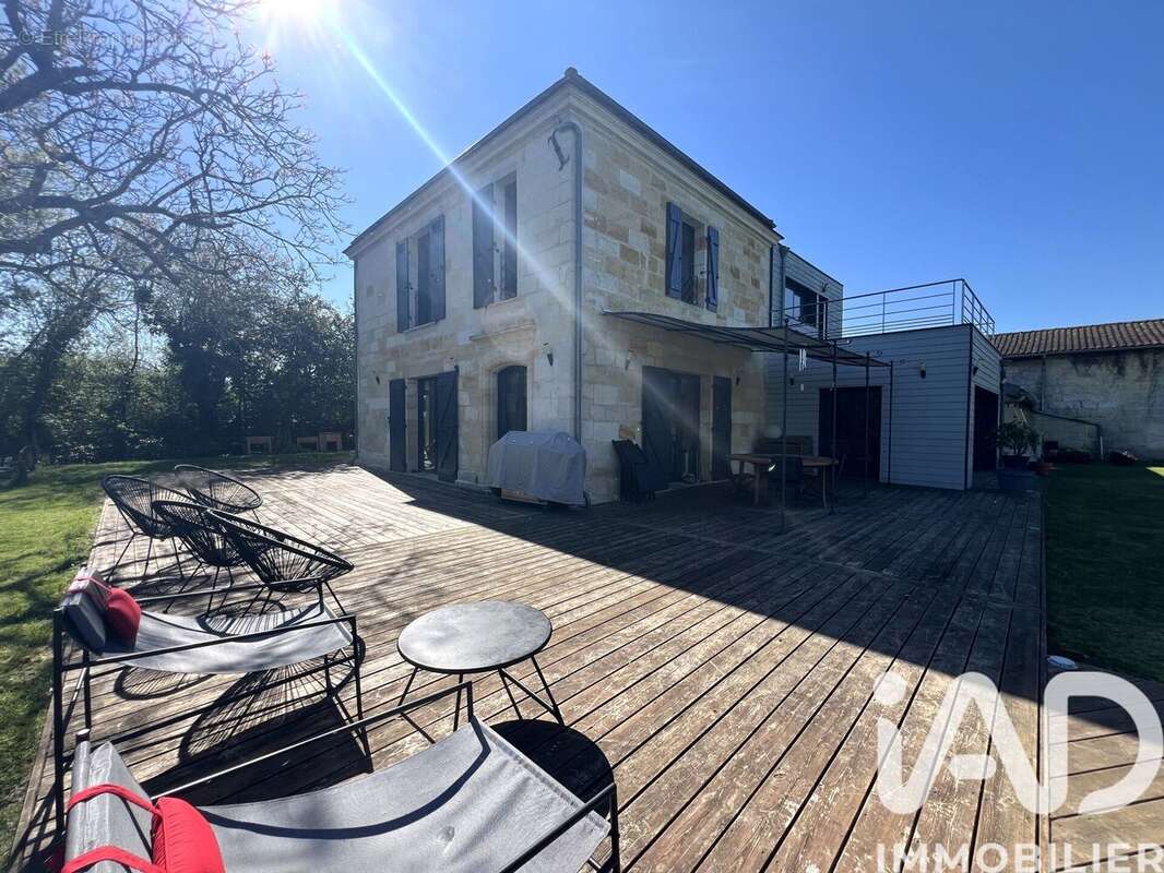 Photo 3 - Maison à IZON