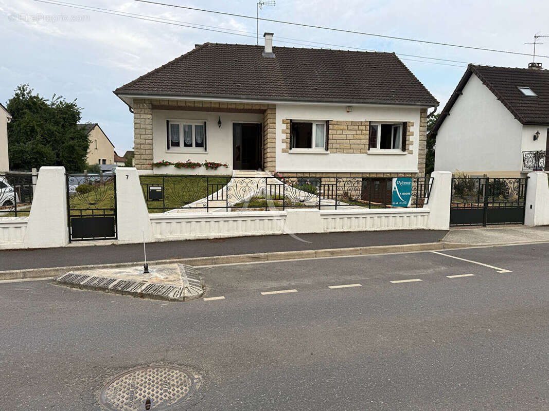 Maison à SAINT-MARD