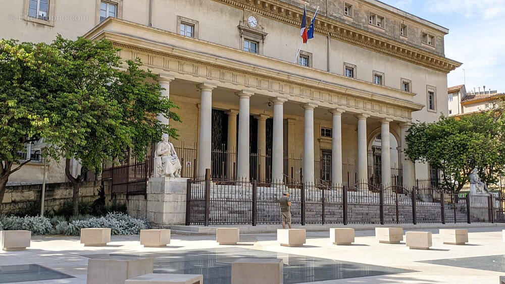 Commerce à AIX-EN-PROVENCE