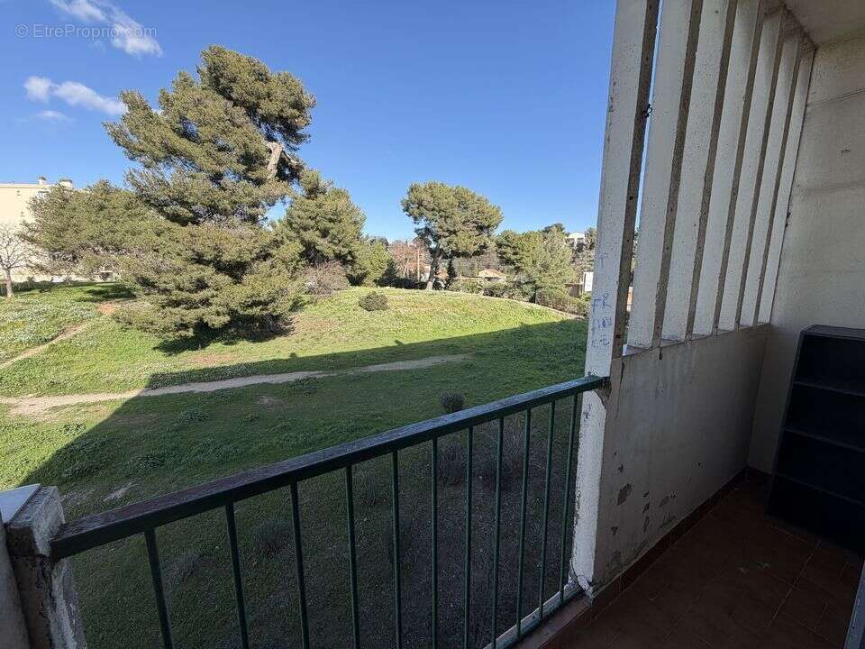 Appartement T3 T4 a vendre / 13013 / Saint - Jerome / calme / - Appartement à MARSEILLE-13E