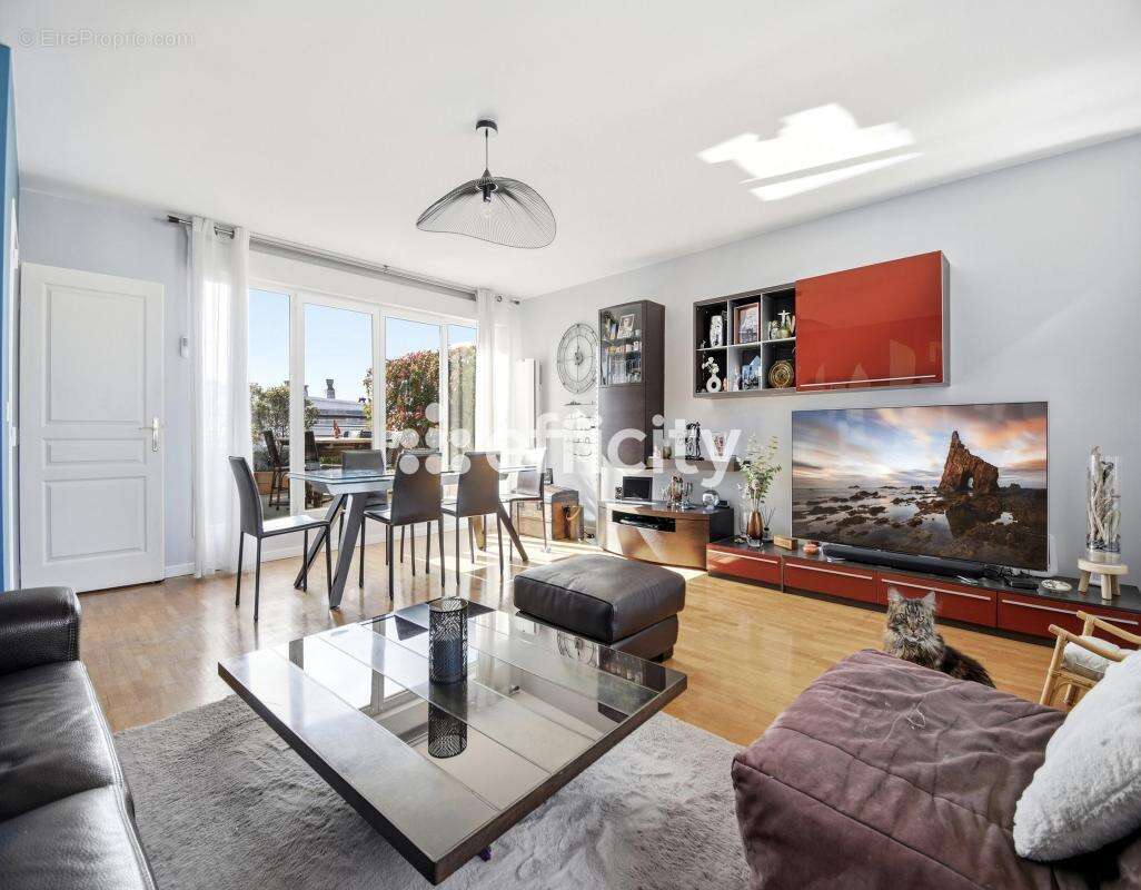 Appartement à BOIS-COLOMBES