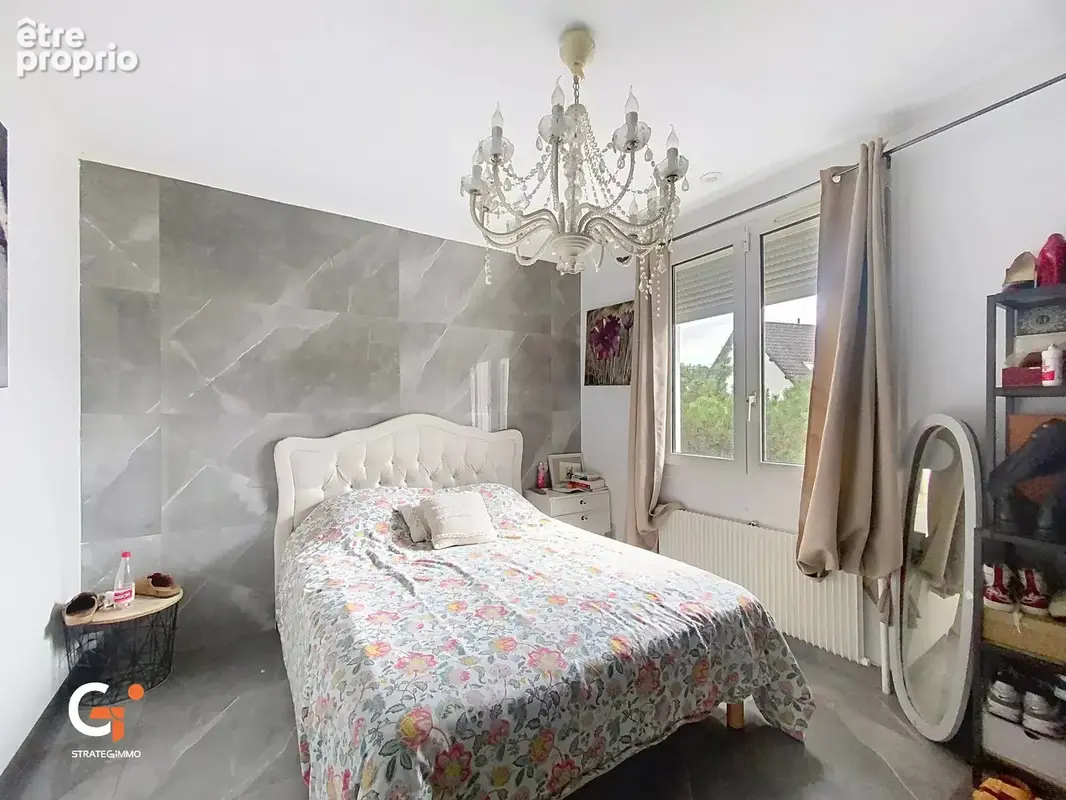 Maison de Plain Pied -  98 m² - 537m² de Terrain  - Oissel - Sur - Seine - photo 11