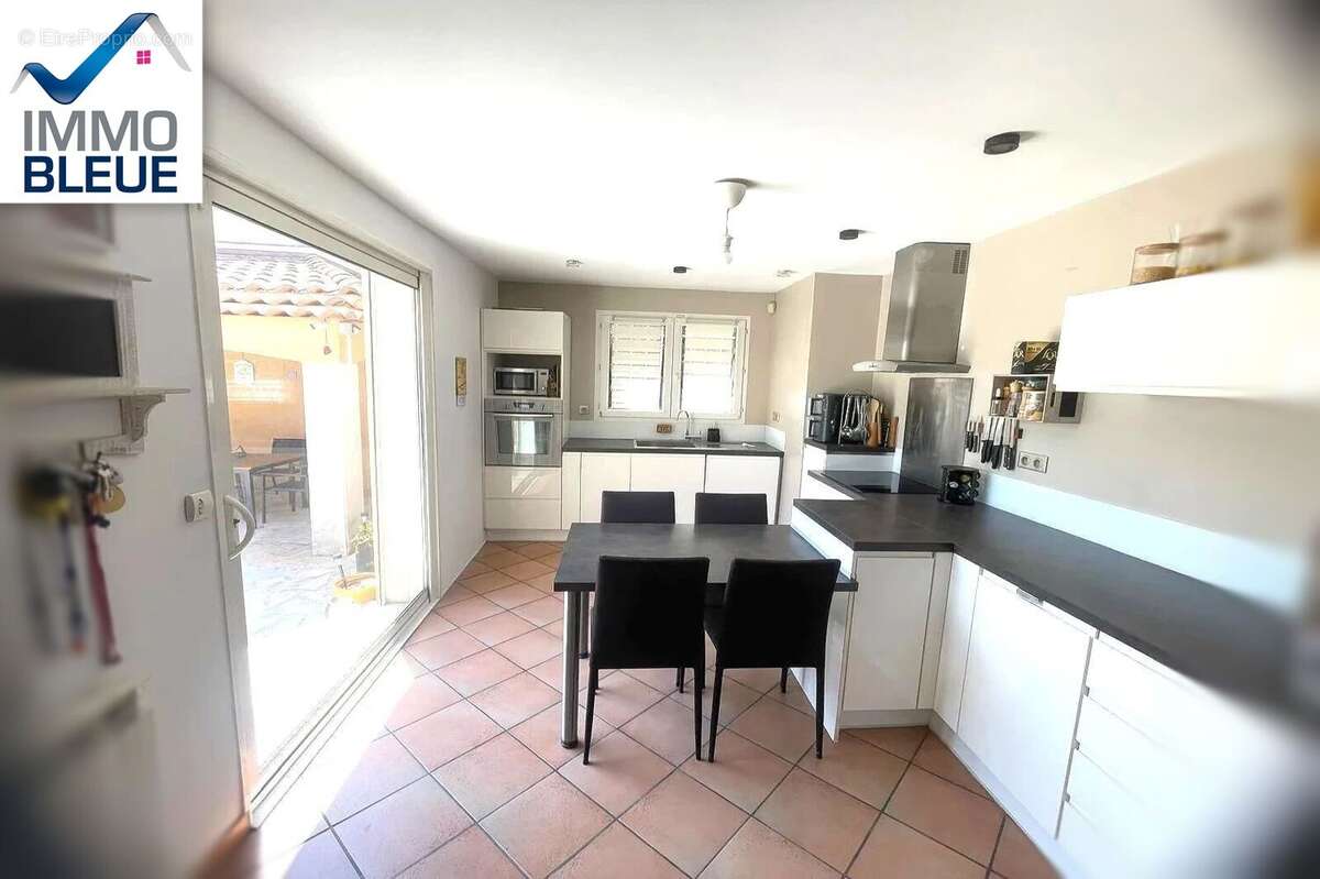 Maison 125 m² à Martigues  - photo 5