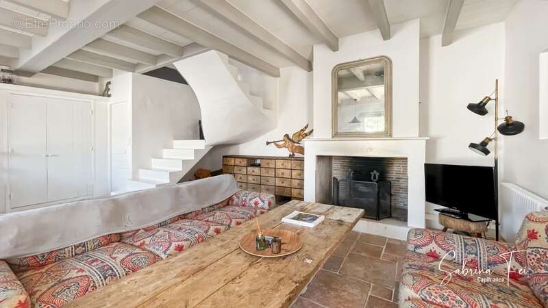 Maison à SAINT-CLEMENT-DES-BALEINES