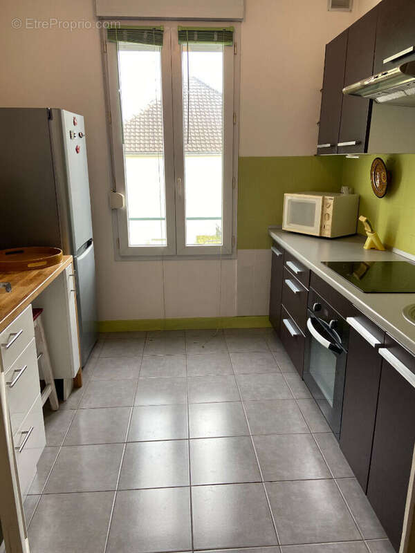 Bel appartement T2 dans Vendôme avec grand garage privatif.. - photo 4