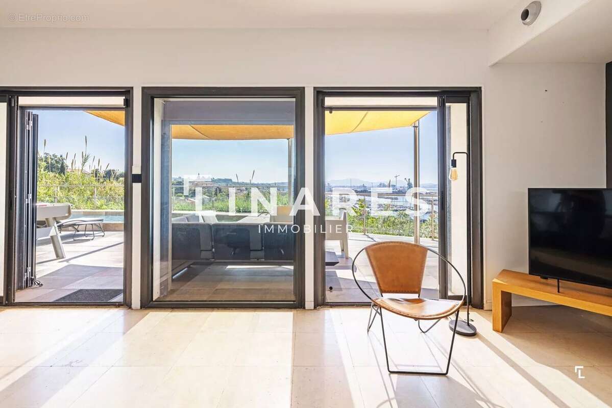 Appartement à MARSEILLE-16E