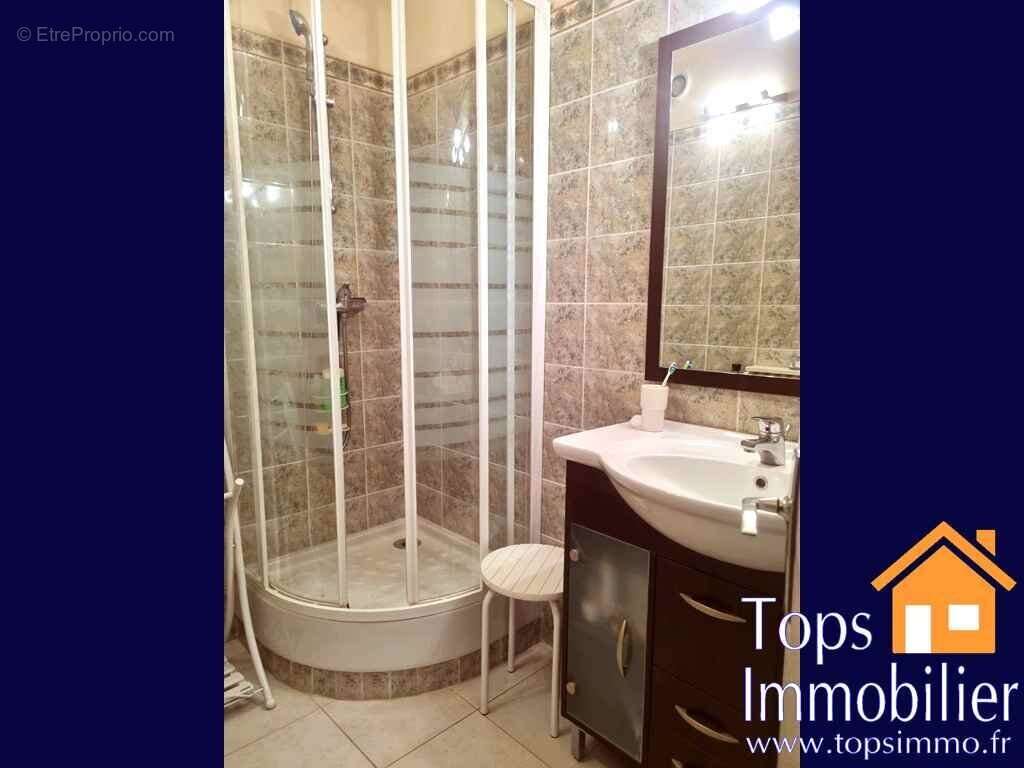Bel appartement T3 - 63m² - centre ville T3 - photo 8