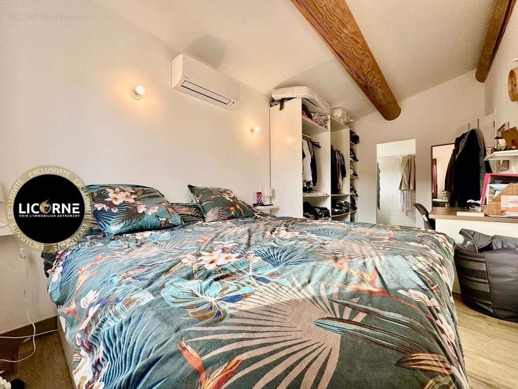 Appartement à LE PUY-SAINTE-REPARADE