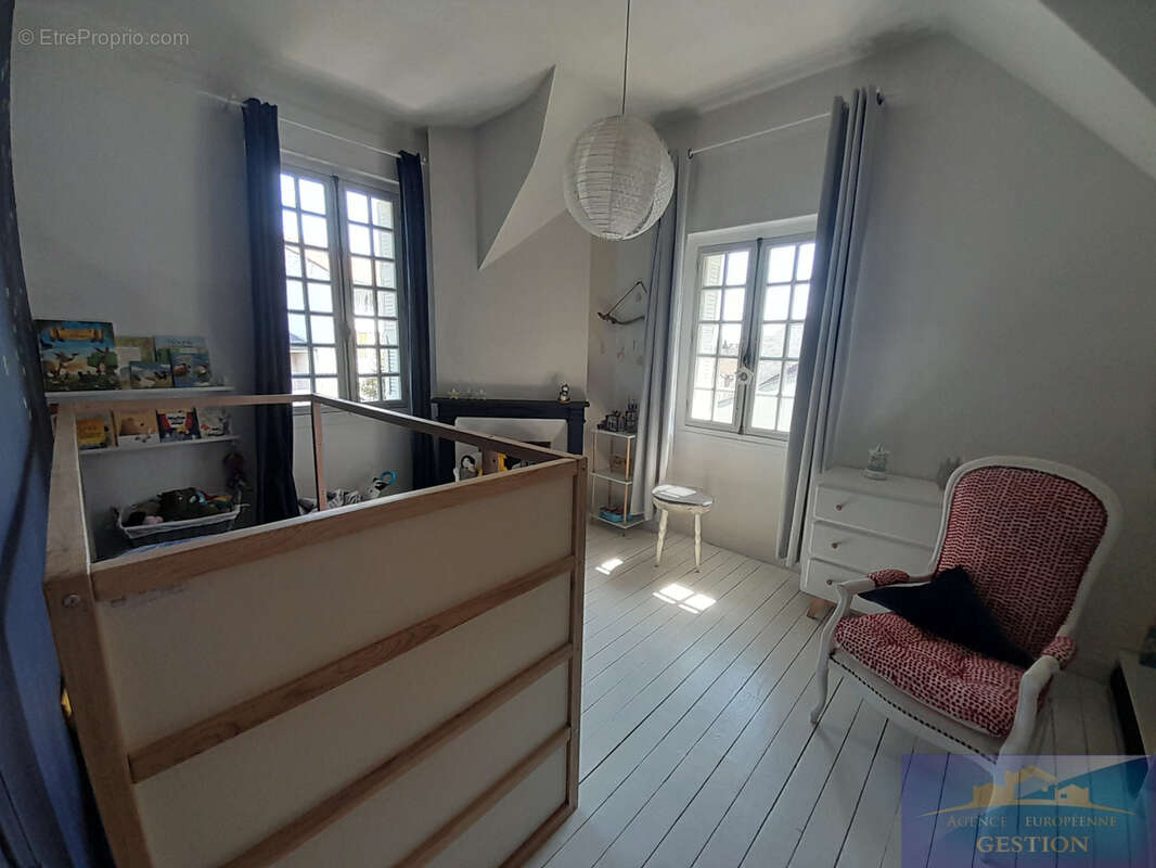 Maison à LOURDES